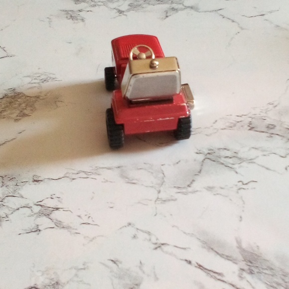 *RARE* Vintage Mini Red Riding Lawn Mower Desk Clock - Picture 4 of 8